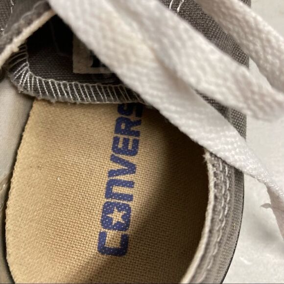 CONVERSE-ALL STARS,Unisex, Gray&White, athletic shoes,Men’s Size 4, Women’s Sz 6 - Picture 7 of 8